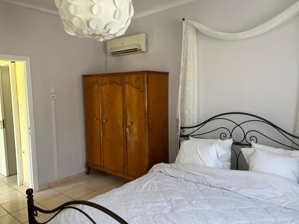 CorinthYiayia Katina'S House公寓 外观 照片
