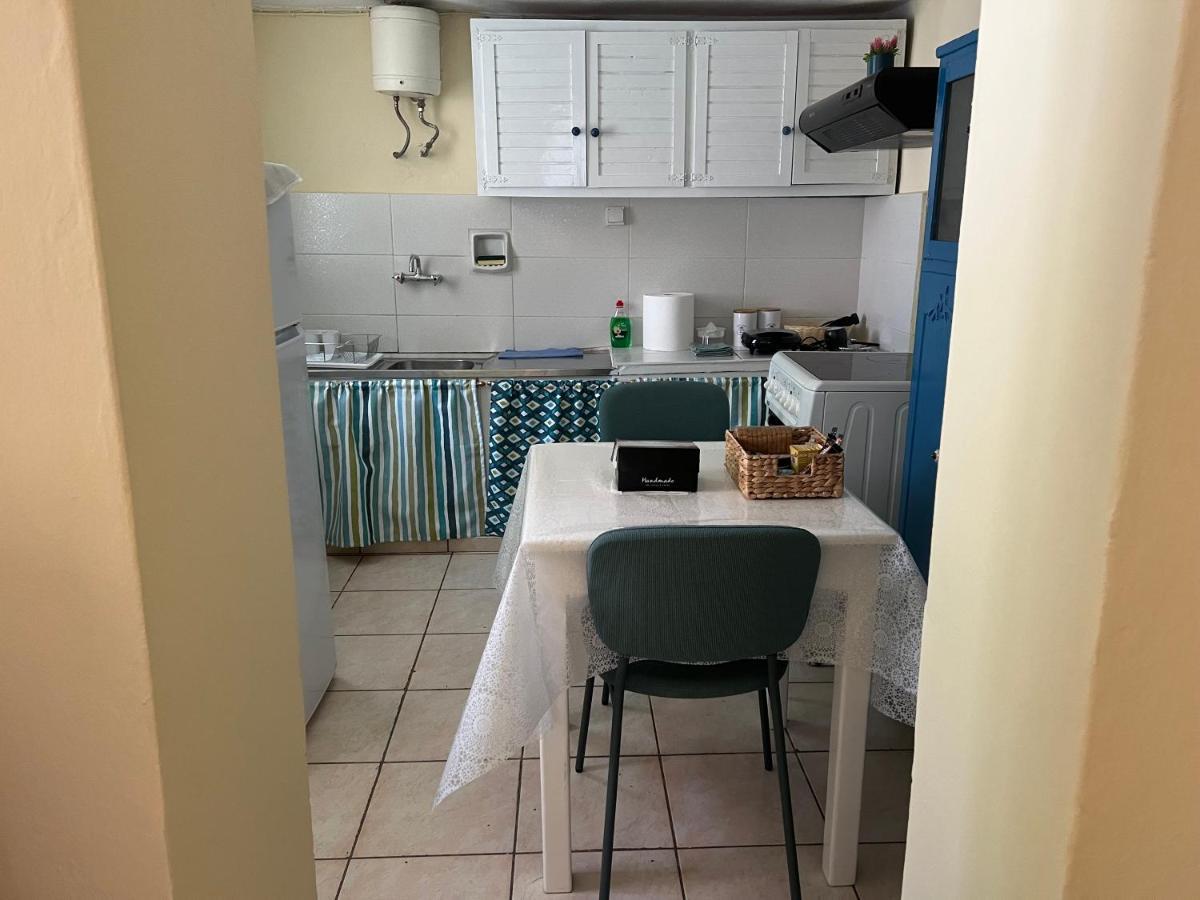 CorinthYiayia Katina'S House公寓 外观 照片