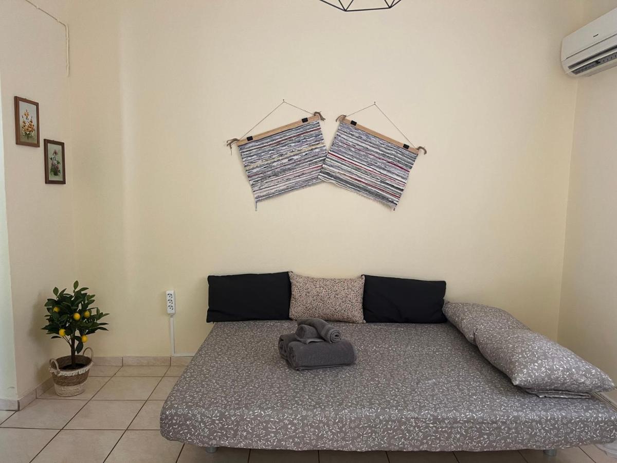 CorinthYiayia Katina'S House公寓 外观 照片